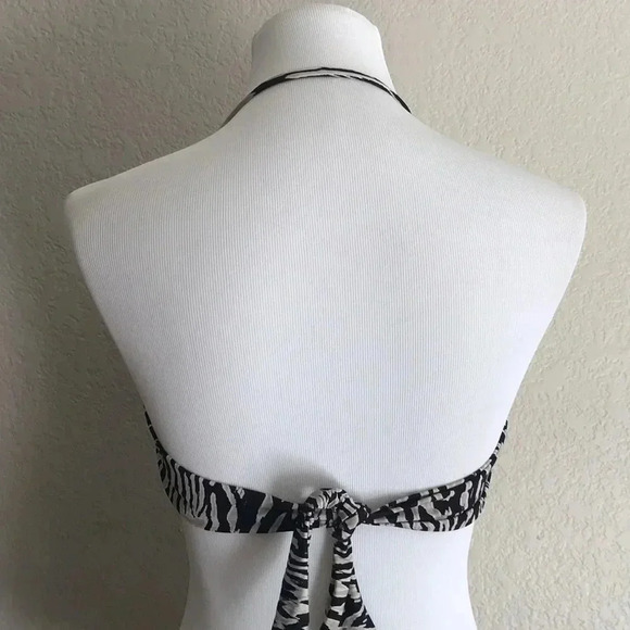 Kenneth Cole Reaction Animal Print Swim Top - Picture 3 of 6